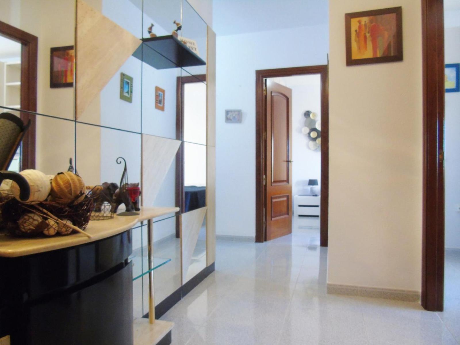 Spacieux Dans Le Centre De Appartement