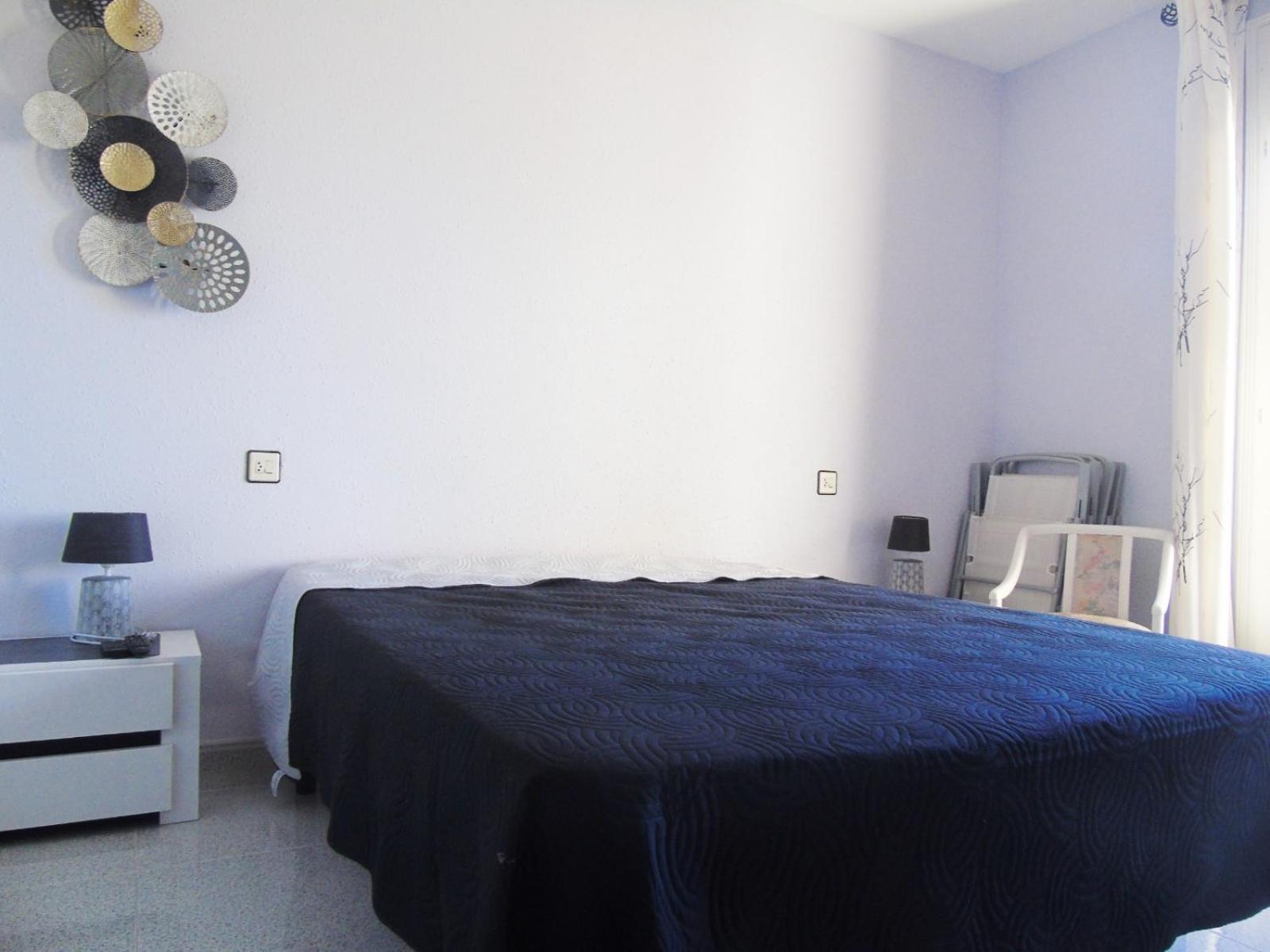 Appartement Spacieux Dans Le Centre De Roses